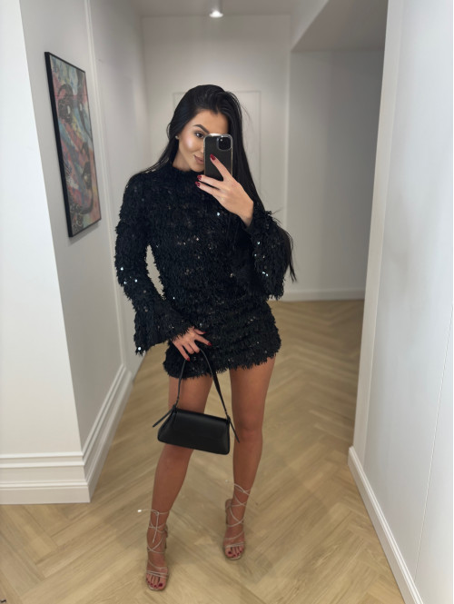 Czarna sukienka mini z piórami, cekinami i rozszerzonymi rękawami DIVA 09 - photo #13