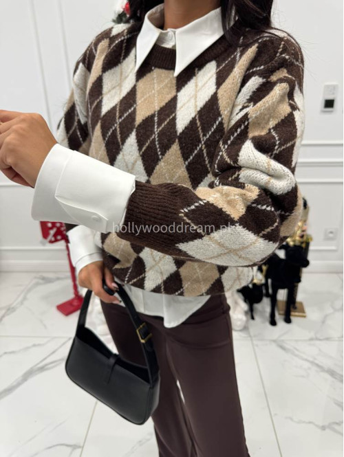 Czekoladowo beżowy sweter w drobne romby JAZZ 09 - photo #2