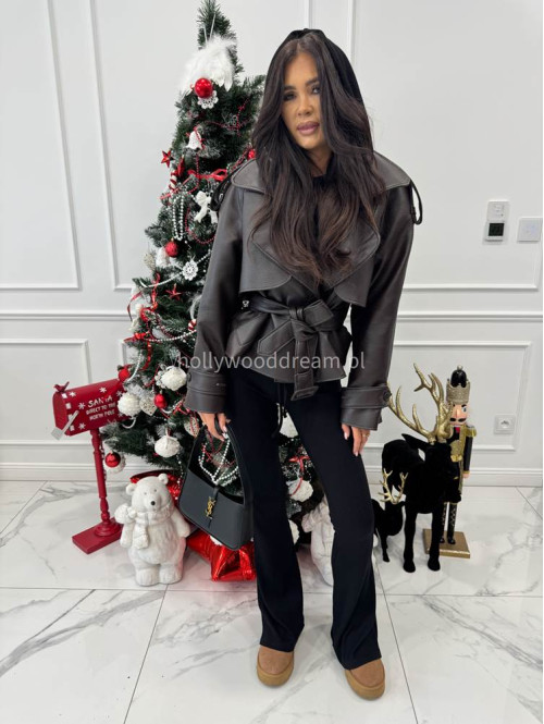 Brązowy trencz krótki z eko skóry z paskiem HALEY 25 - photo #6