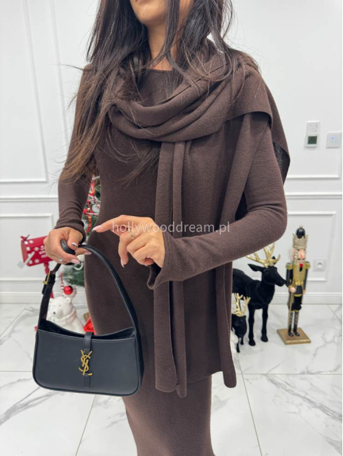 Brązowa sukienka maxi sweterkowa z długim rękawem i wyciętymi plecami + szal MIRABEL 161 - photo #7