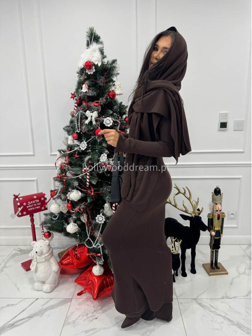 Brązowa sukienka maxi sweterkowa z długim rękawem i wyciętymi plecami + szal MIRABEL 161 - photo #12