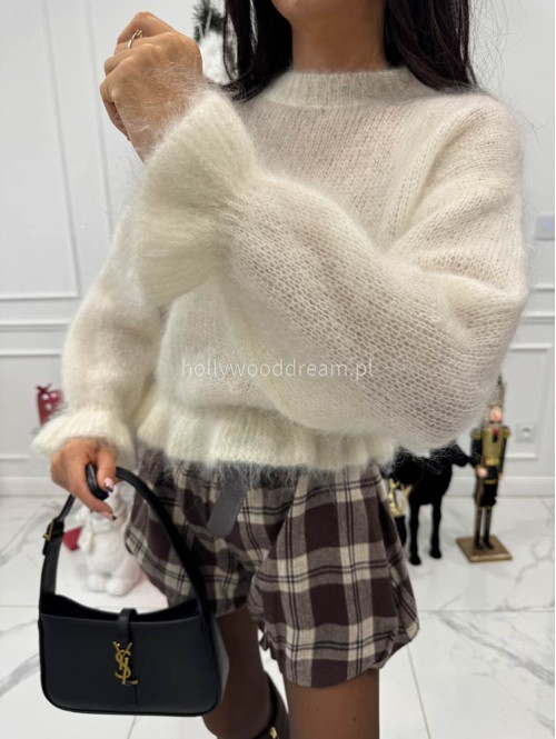 Kremowy sweter z moherem i falbanką Cute 06 - photo #9