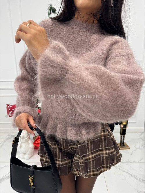 Ciemno beżowy sweter z moherem i falbanką Cute 06 - photo #6