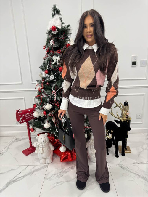 Brązowo-różowy sweter oversize we wzór rombów JIMMY 09 - photo #1