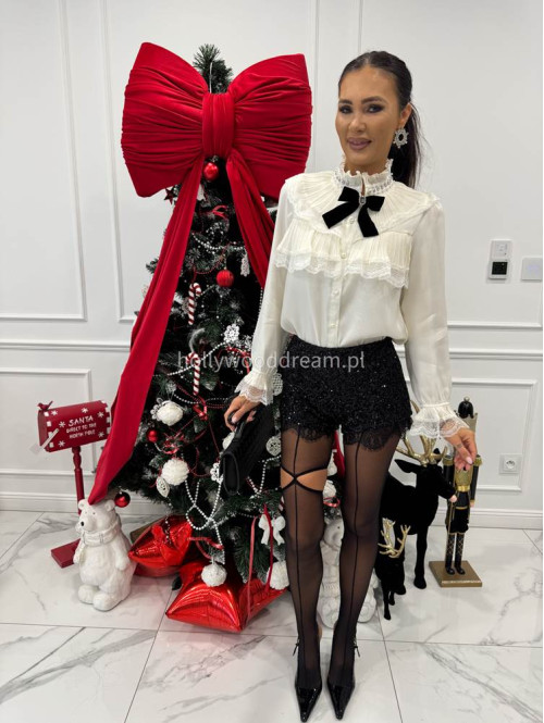 Kremowa koszula z żabotem, koronką i guzikami perłowymi GOSHIA 09 - photo #2