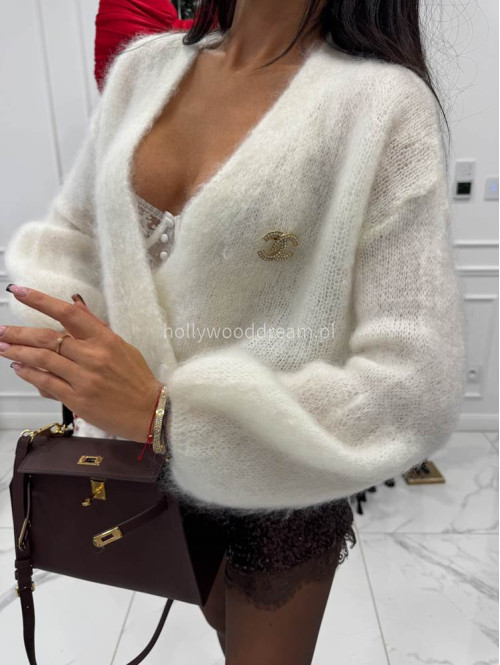 Kremowy sweter moherowy zapinany na jeden guzik FLUFFY 52 - photo #7