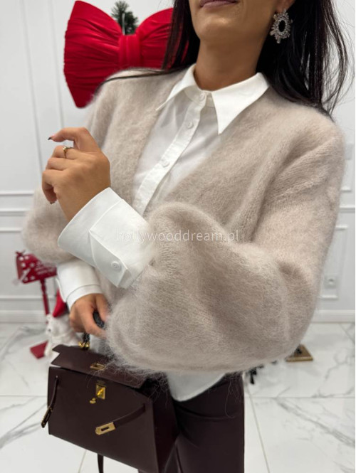 Beżowy sweter moherowy zapinany na jeden guzik FLUFFY 52 - photo #8