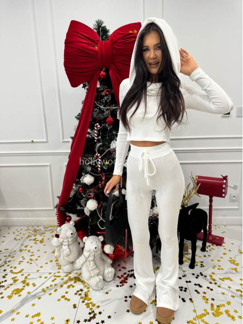 Biały komplet sweterkowy bluzka z kapturem + spodnie Berton 173 - photo #2