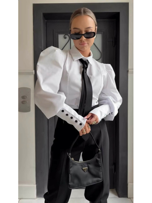 Biała elegancka koszula z bufkami , mankietami i krawatem Lorenzo 171