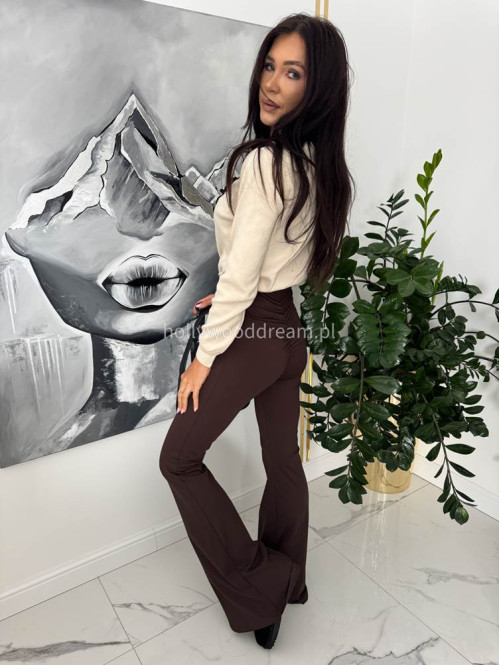 Beżowy sweter z broszką Alvaro 09 - photo #4