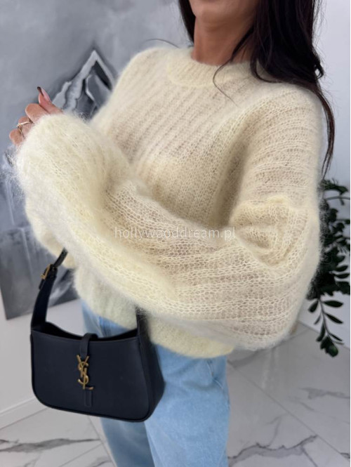 Pastelowo żółty sweter moherowy z szerokimi rękawami WARM 24 - photo #1