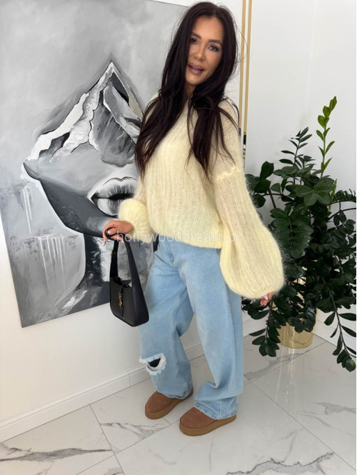 Pastelowo żółty sweter moherowy z szerokimi rękawami WARM 24 - photo #5