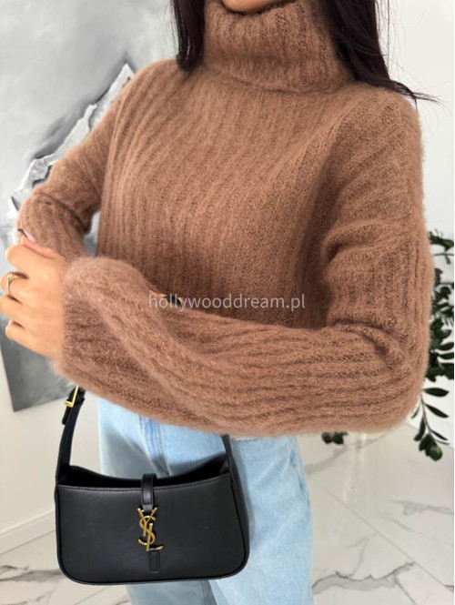 Karmelowy sweter golf moherowy Winter 02 - photo #1