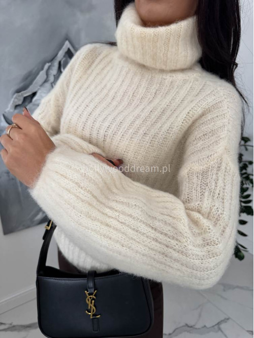 Kremowy sweter golf moherowy Winter 02 - photo #9
