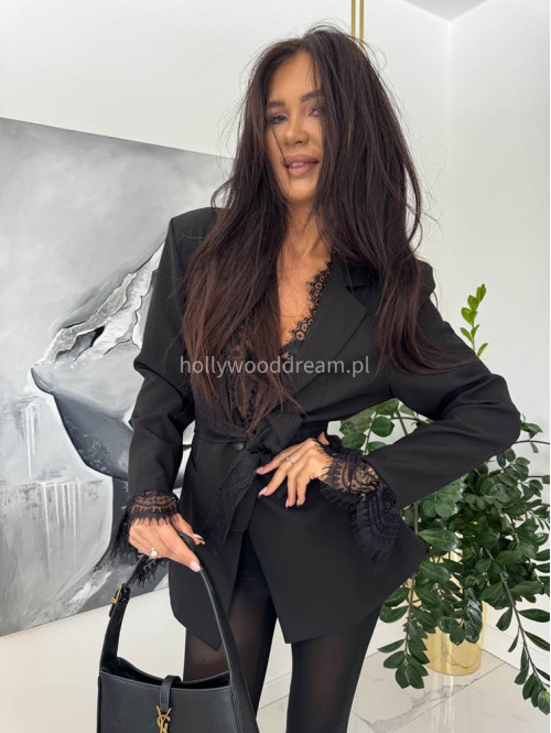 Czarna marynarko-sukienka z koronkowym wykończeniem i paskiem Belly 17 - photo #4