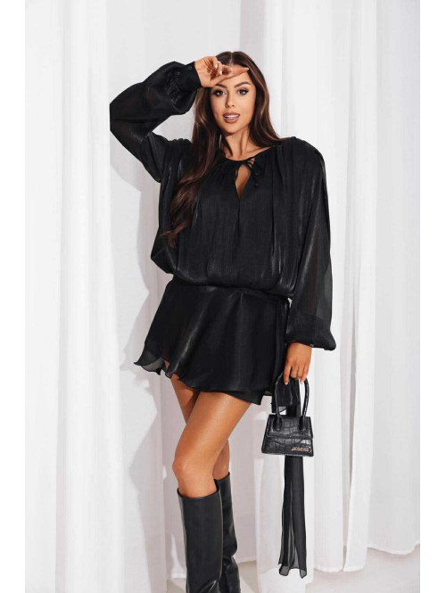 Czarny sukienko-kombinezon z opływającego materiału Gusto 131 - photo #1