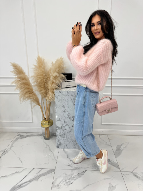 Pudrowo różowy sweter moherowy z poszerzanymi rękawami WALENCJA 52
