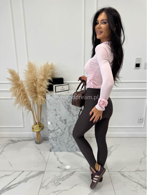 Jasno różowa bluzka bawełniana z różami na rękawie Róża 52 - photo #2