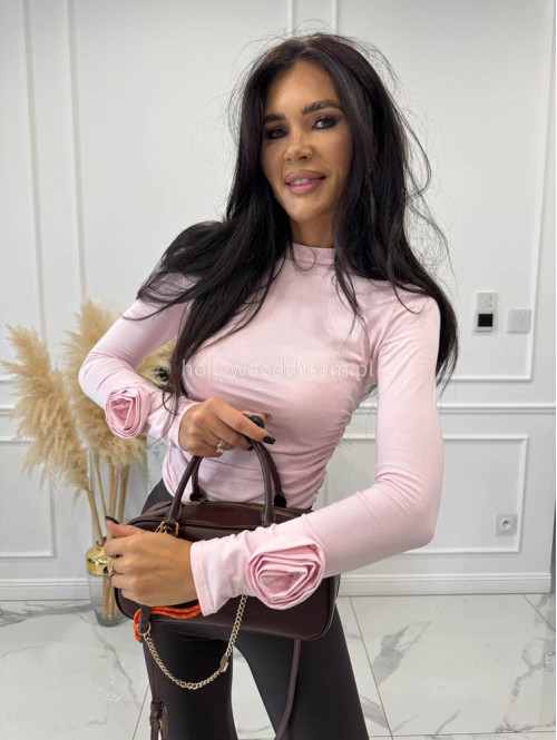 Jasno różowa bluzka bawełniana z różami na rękawie Róża 52 - photo #4