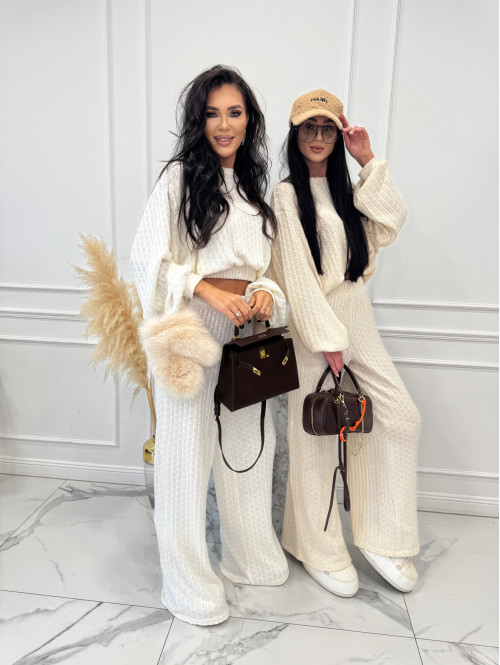 Biały komplet bluzka + spodnie o warkoczowym splocie Sindi 183 - photo #7