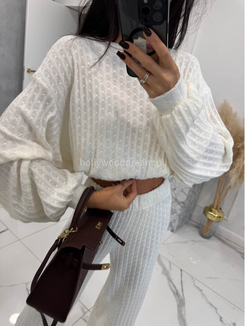 Biały komplet bluzka + spodnie o warkoczowym splocie Sindi 183 - photo #10