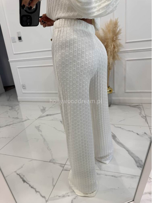 Biały komplet bluzka + spodnie o warkoczowym splocie Sindi 183 - photo #12