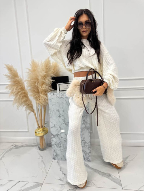 Biały komplet bluzka + spodnie o warkoczowym splocie Sindi 183 - photo #15