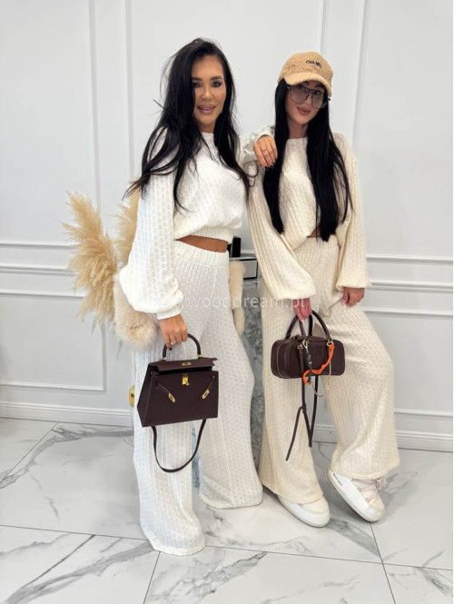 Biały komplet bluzka + spodnie o warkoczowym splocie Sindi 183 - photo #25