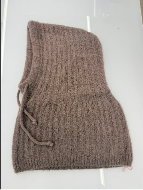 Jasna czekolada kaptur balaclava z domieszką alpaki Sylvia