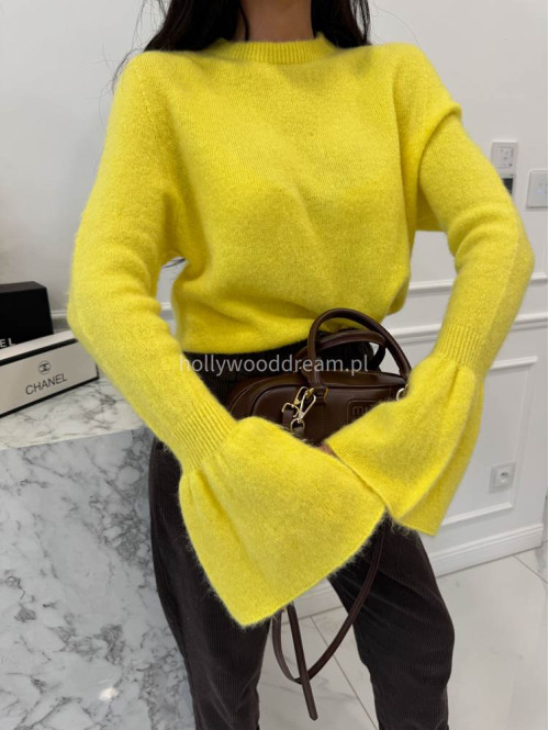 Żółty sweter z baby alpaką i falbanką na rękawkach Lola 02 - photo #7