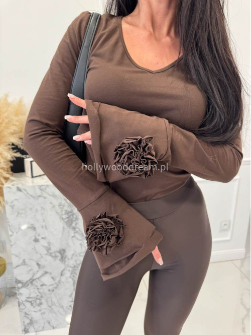 Czekoladowa bawełniana bluzka z rękawem dzwonek i 3-różami Maja 24 - photo #4