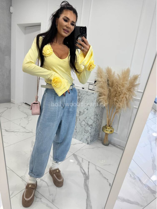 Żółta bawełniana bluzka z rękawem dzwonek i 3-różami Maja 24 - photo #2