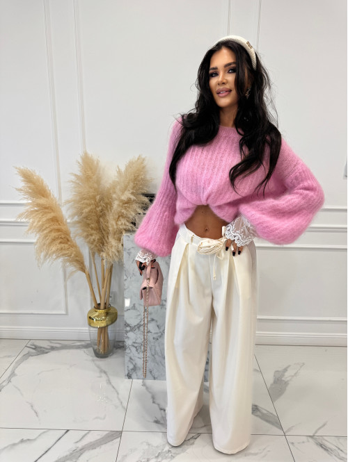 Ecru spodnie z szeroką nogawką i paskiem z różą Berenis 24