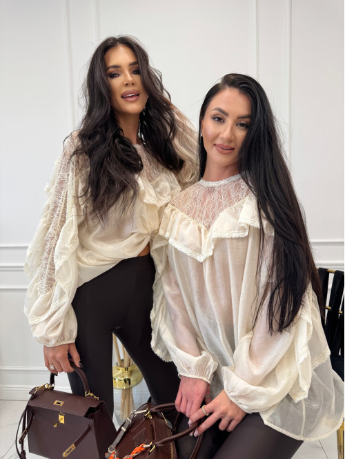 Ecru koszula z koronkową górą i falbaną Lejdi 24 - photo #0