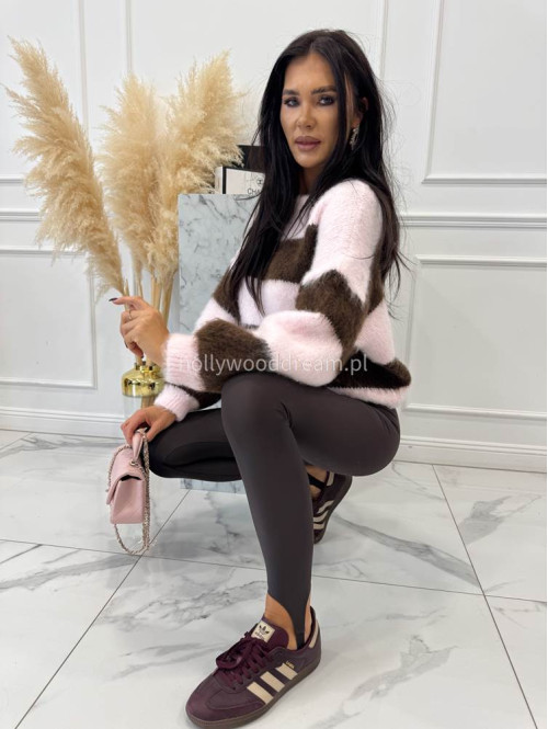 Pudrowo różowy sweter w brązowe paski Strip 19 - photo #10