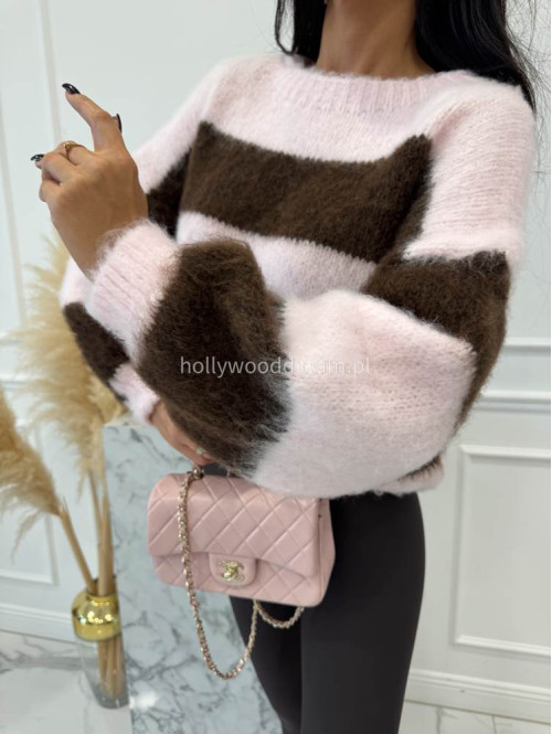Pudrowo różowy sweter w brązowe paski Strip 19 - photo #13