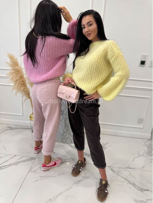 Różowy sweter moherowy z poszerzanymi rękawami WALENCJA 52 - photo #14