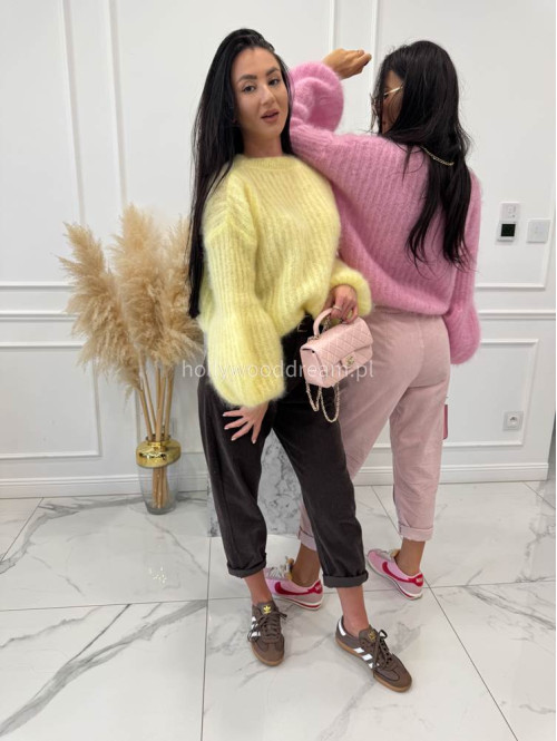 Różowy sweter moherowy z poszerzanymi rękawami WALENCJA 52 - photo #16