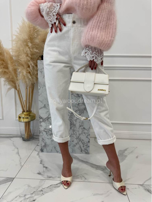 Śmietankowe spodnie sztruksowe Amadeo 06, 52