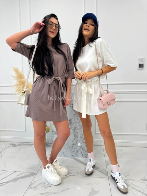 Biała sukienka z paskiem na krótki rękawek 95% bawełna Amy 44 - photo #2