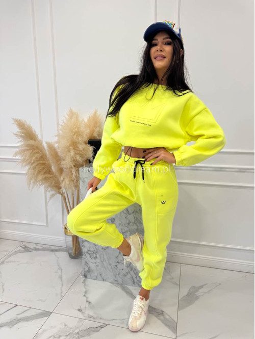 Neonowy żółty komplet dresowy bluza + spodnie z naszywką korony Werisa 128 - photo #3