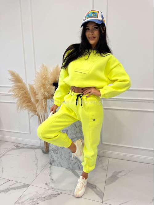 Neonowy żółty komplet dresowy bluza + spodnie z naszywką korony Werisa 128 - photo #4