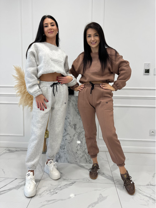 Szary melanż komplet dresowy bluza + spodnie z naszywką korony Werisa 130 - photo #1