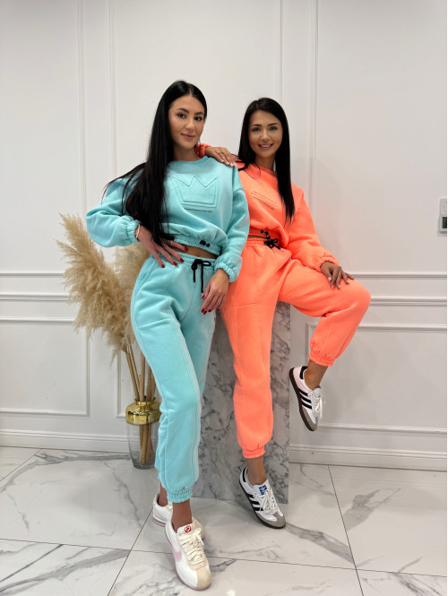 Błękitny komplet dresowy bluza + spodnie z naszywką korony Werisa 130