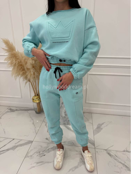 Błękitny komplet dresowy bluza + spodnie z naszywką korony Werisa 130 - photo #9