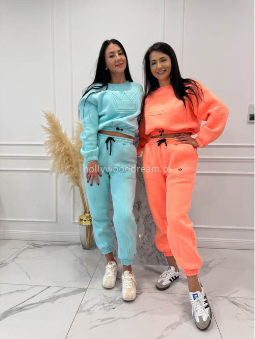 Błękitny komplet dresowy bluza + spodnie z naszywką korony Werisa 130 - photo #16