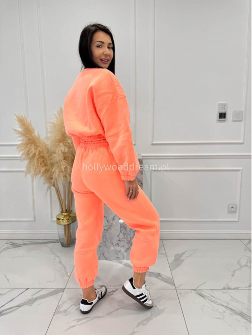 Neonowy pomarańczowy komplet dresowy bluza + spodnie z naszywką korony Werisa 130 - photo #4