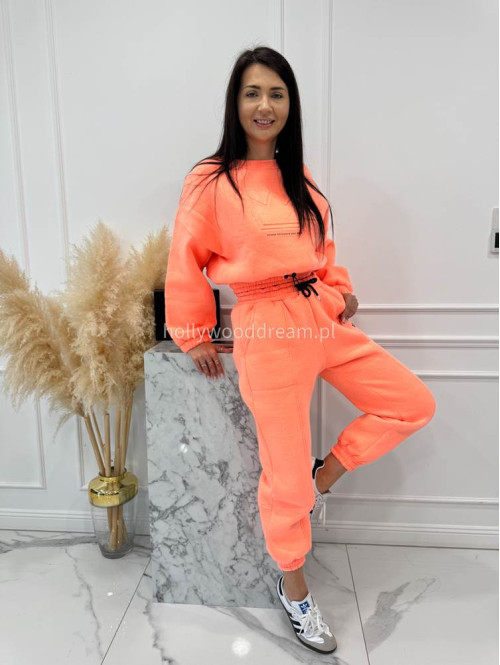 Neonowy pomarańczowy komplet dresowy bluza + spodnie z naszywką korony Werisa 130 - photo #7