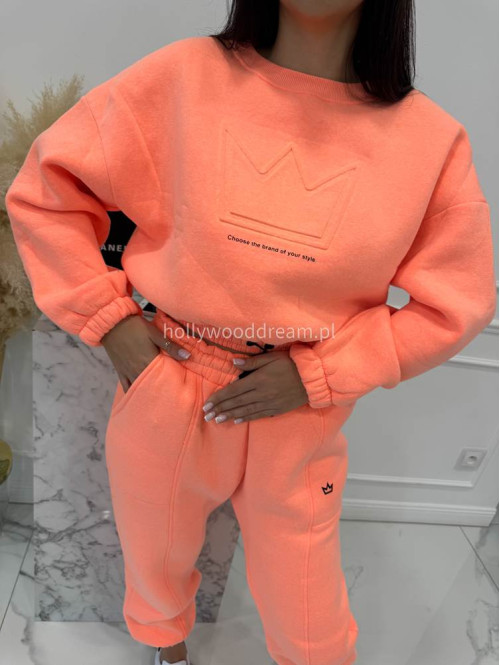 Neonowy pomarańczowy komplet dresowy bluza + spodnie z naszywką korony Werisa 130 - photo #8