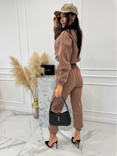 Mleczna czekolada komplet dresowy bluza + spodnie z naszywką korony Werisa 130 - photo #3